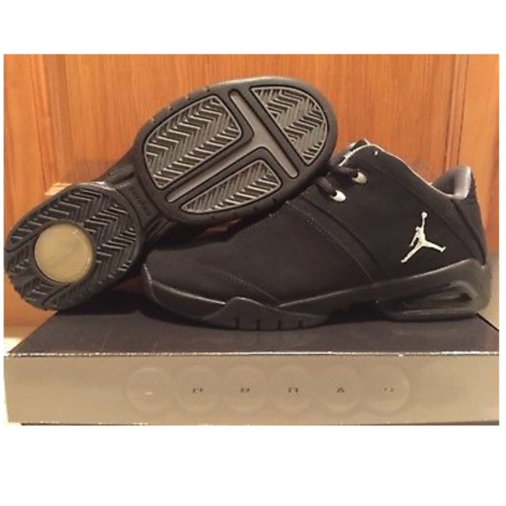 Jordan Team Reign Low Sneakers NIB